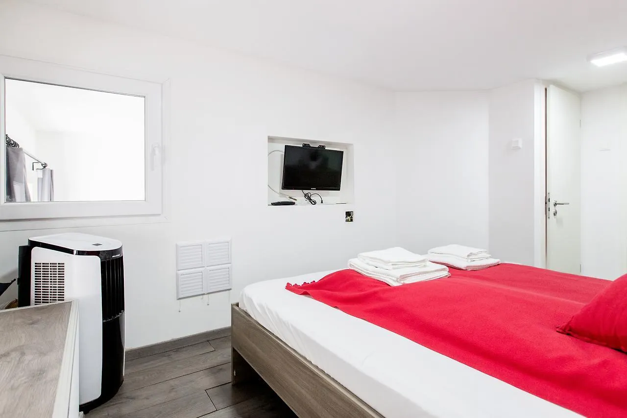 E-52 Apartment In Center Budapešť